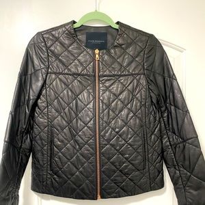 Woman black leather Club Monaco collection leather size XS